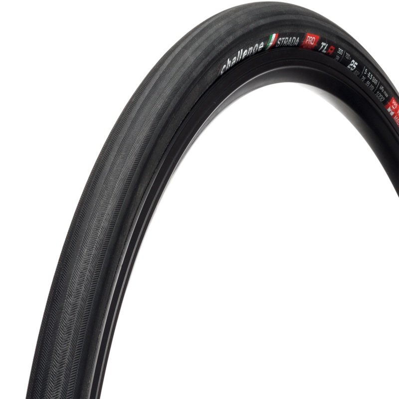 Challenge Strada Pro Handmade Tubeless Ready Tyre Black 700x25