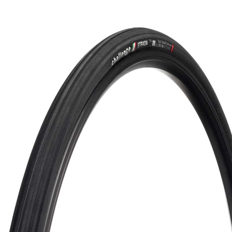 Challenge Strada Race Vulcanised Clincher Tyre Black 700x25