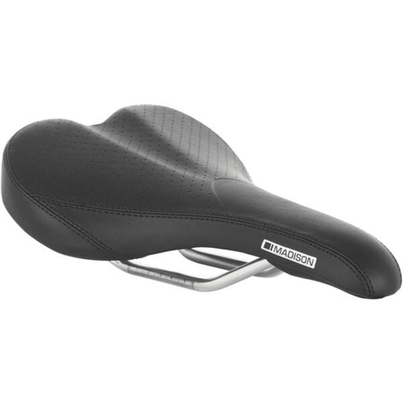 Madison Flux Classic Saddle Black 152mm x 250mm Short Fit