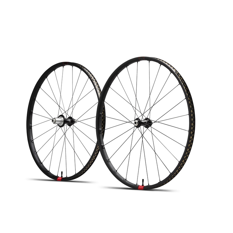 Reserve 25|GR Carbon Gravel Wheelset 700c DT 350 SRAM XDR
