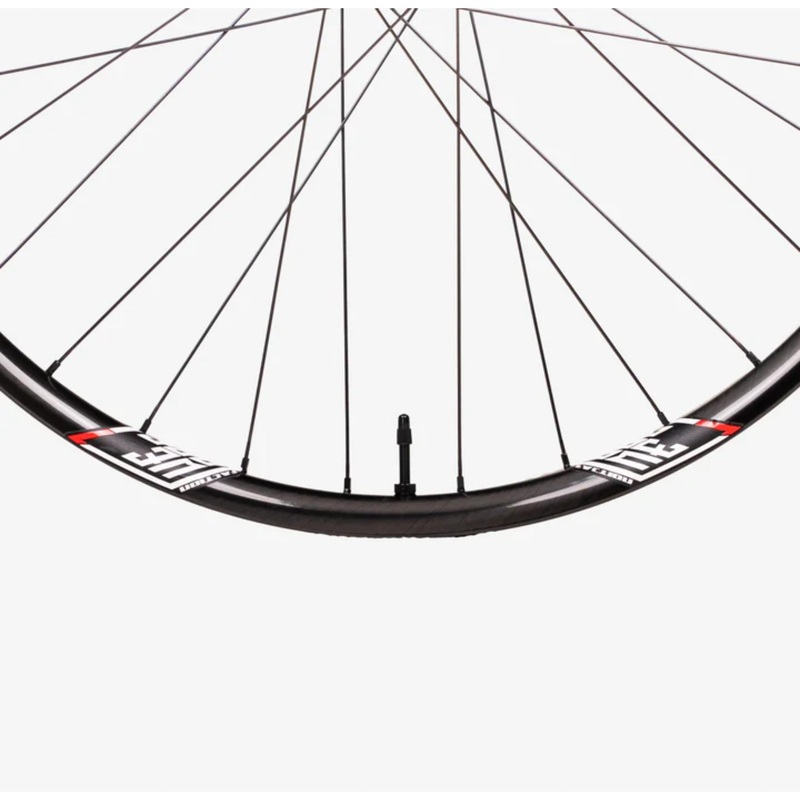 We Are One Faction 27mm Carbon Wheelset 29 x 32H DT Swiss 350