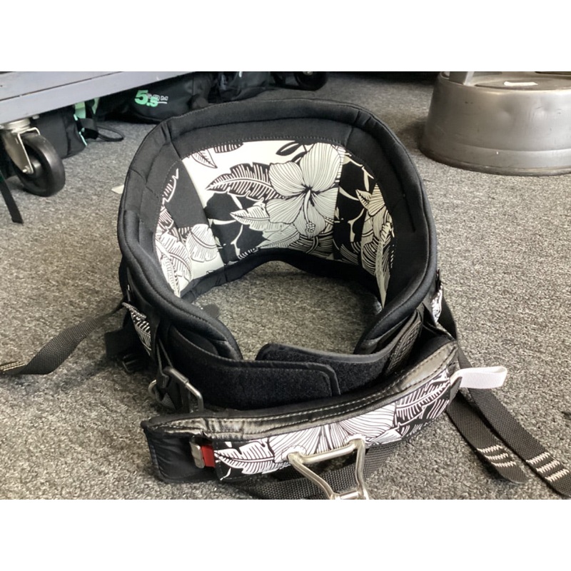 M Dakine Pheonix Kite Harness, 2022 A+ Condition M A+ Dakine
