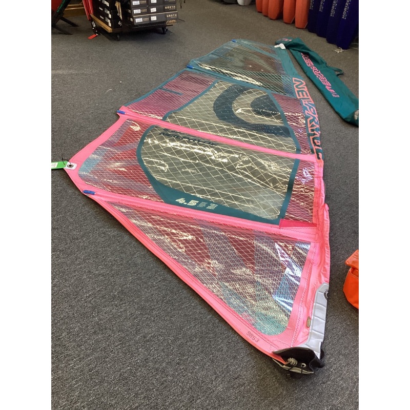 4.5m2 Neil Pryde Combat HD,  B- Condition 4.5m2 B- Neil Pryde