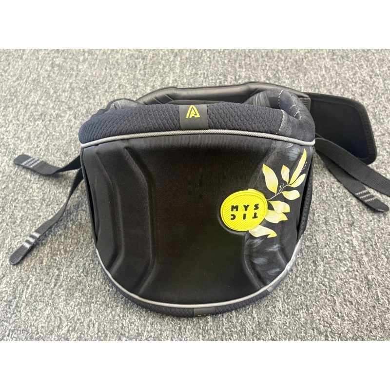 M Mystic Dazzled,  A+ Condition M A+ Mystic